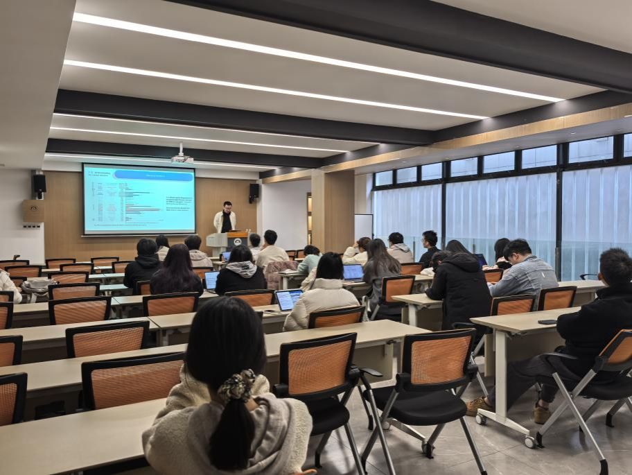 cd8fd06e7aab81b32920c8e0efac6bfc